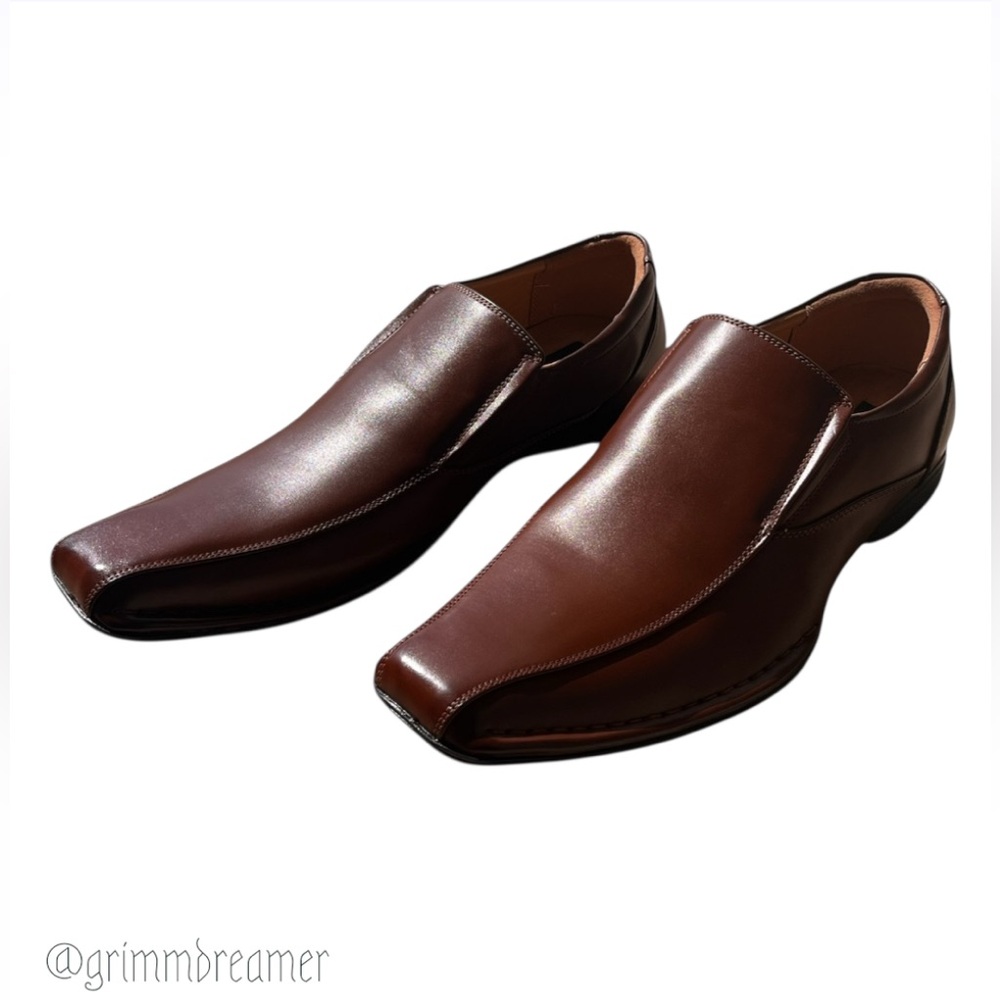 NWOT Bruno Marc Square Toed Loafers 👞👞